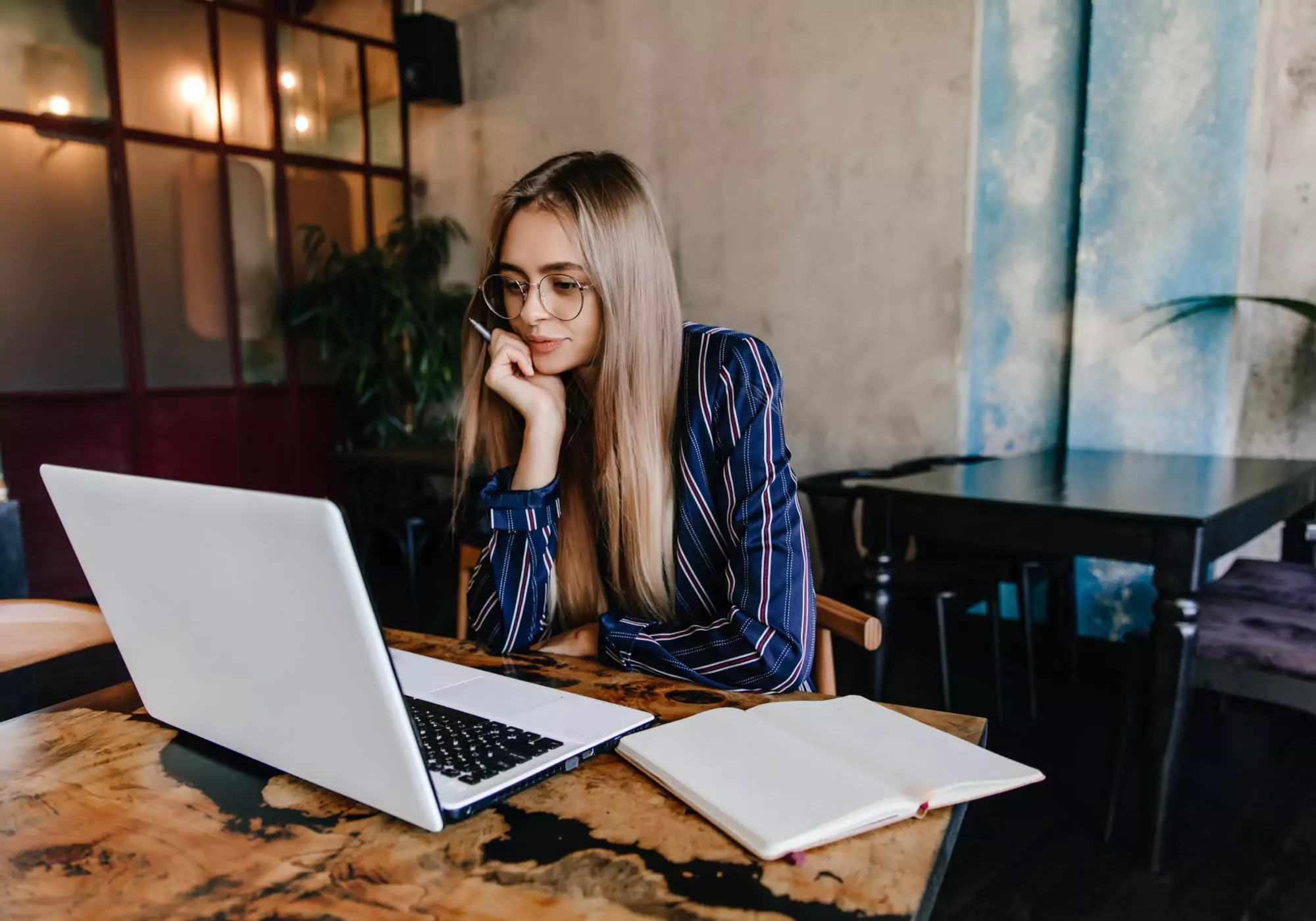 Discover the Dynamic World of Caricature Fashion Discover the Dynamic World of Caricature Fashion